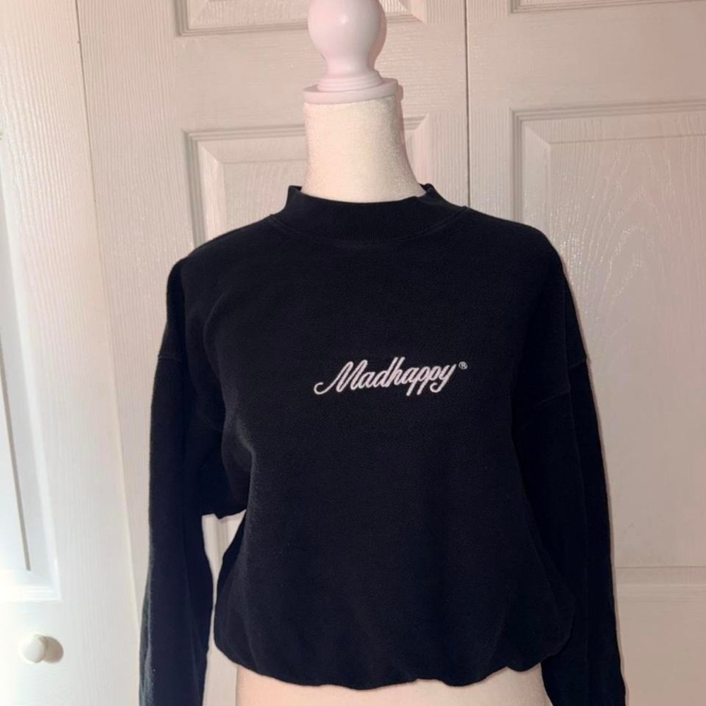 MadHappy Classic Fleece Crewneck Size Small‎ Black